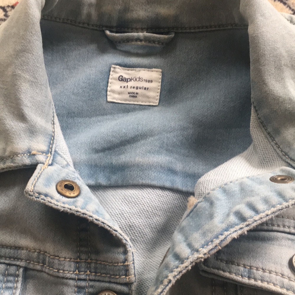 Gapkids jean jacket - Picture 2 of 4